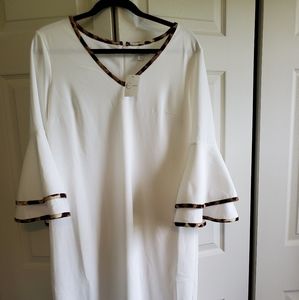 Cato Dress, 3/4 bell sleeve